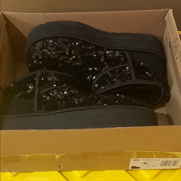 UGG Ultra Mini Chunky Platform Sequin Boots - Black Sz 8 - Picture 4 of 13